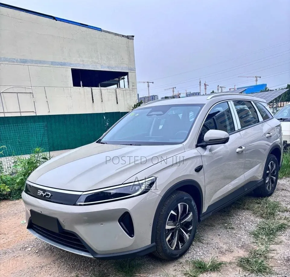 New BYD Sealion 05 DM-i 2025 Beige