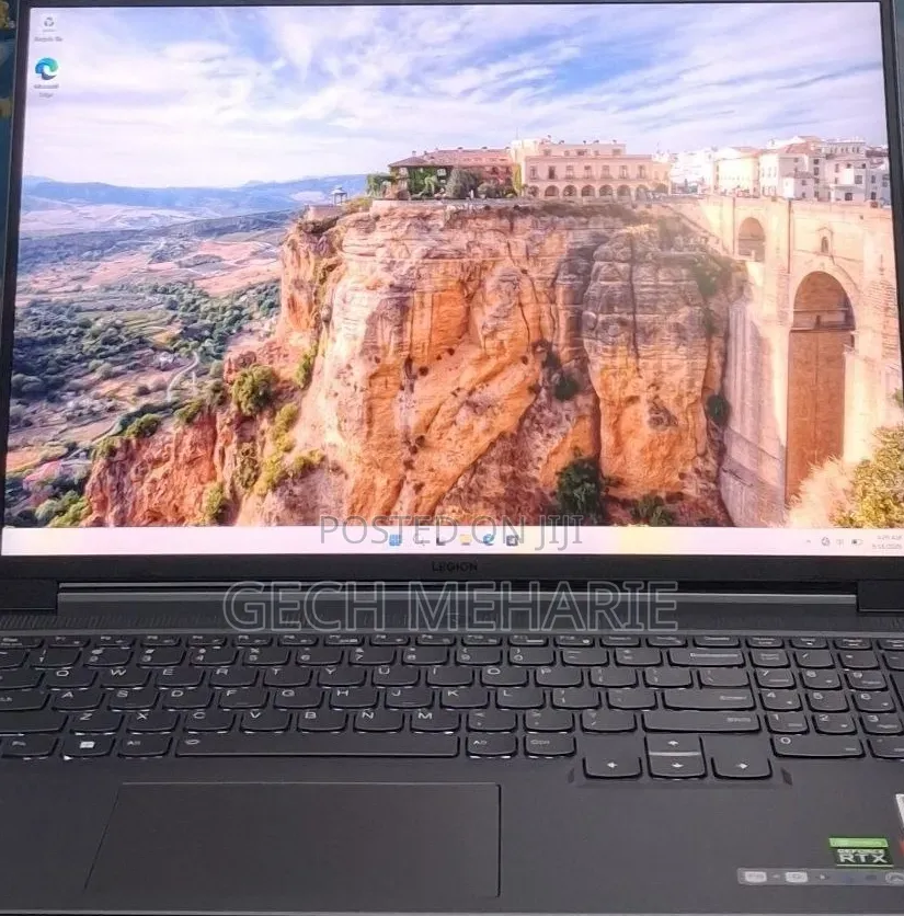 New Laptop Lenovo Legion 5 16GB AMD Ryzen 7 SSD 1T