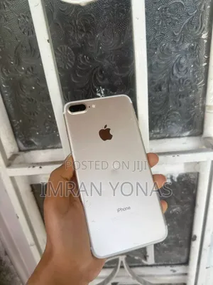 Apple iPhone 7 Plus 128 GB Silver