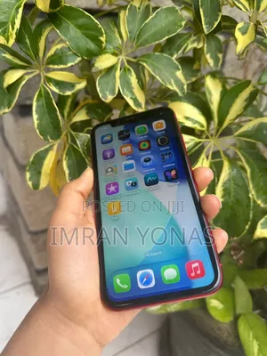 Apple iPhone 11 64 GB Red