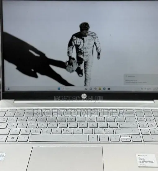 New Laptop HP Pavilion 15 16GB Intel Core i5 SSD 1T