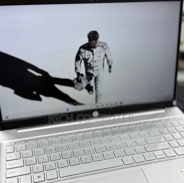 New Laptop HP Pavilion 15 16GB Intel Core i5 SSD 1T