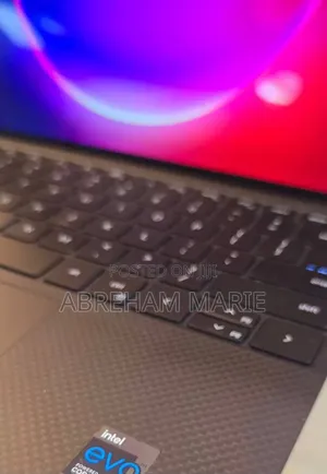 New Laptop Dell XPS 13 16GB Intel Core i7 SSD 512GB