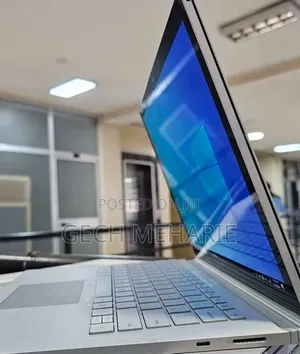 New Laptop Microsoft Surface Book 3 16GB Intel Core i7 SSD 256GB