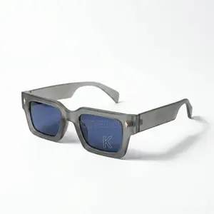 Grey Square Sunglass