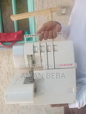 Overlock Sewing Machine