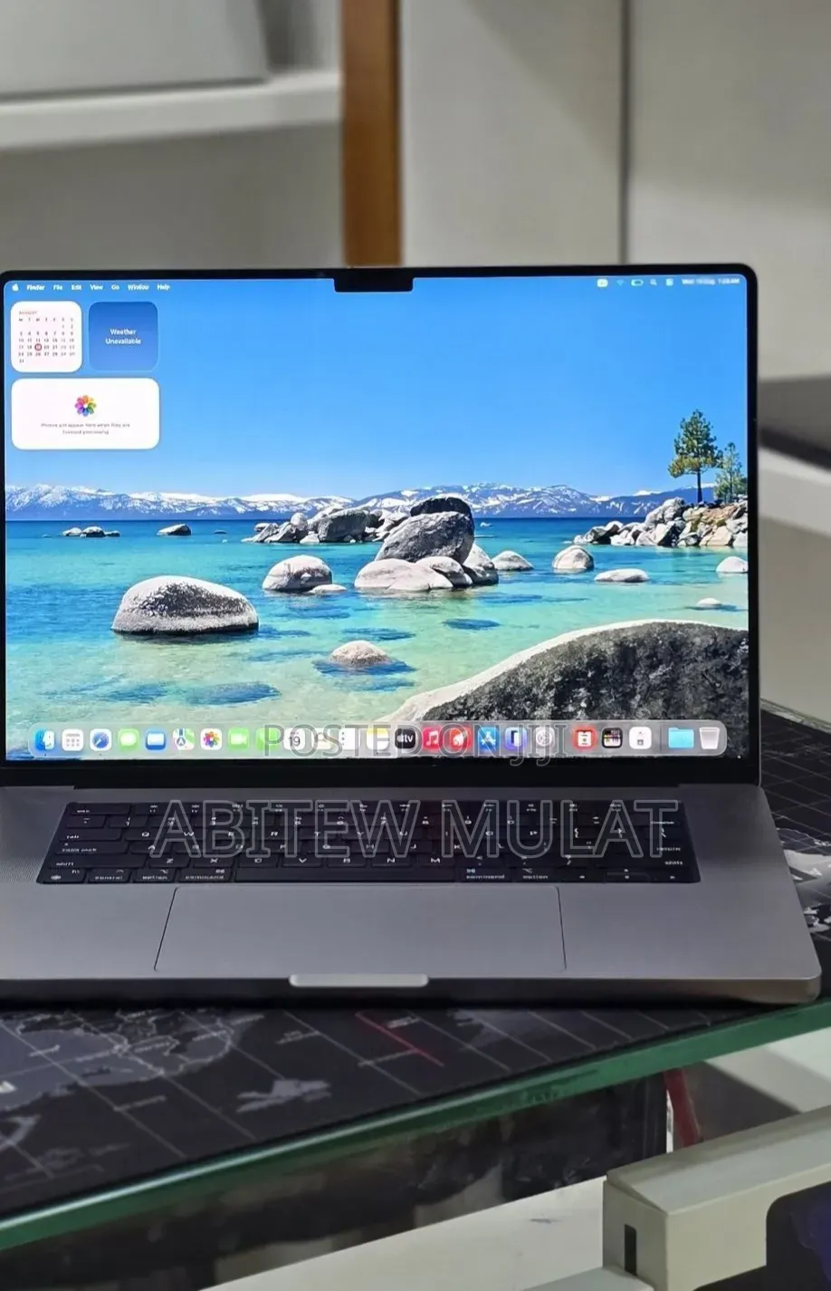 New Laptop Apple MacBook Pro 2022 M2 16GB Apple M2 SSD 512GB