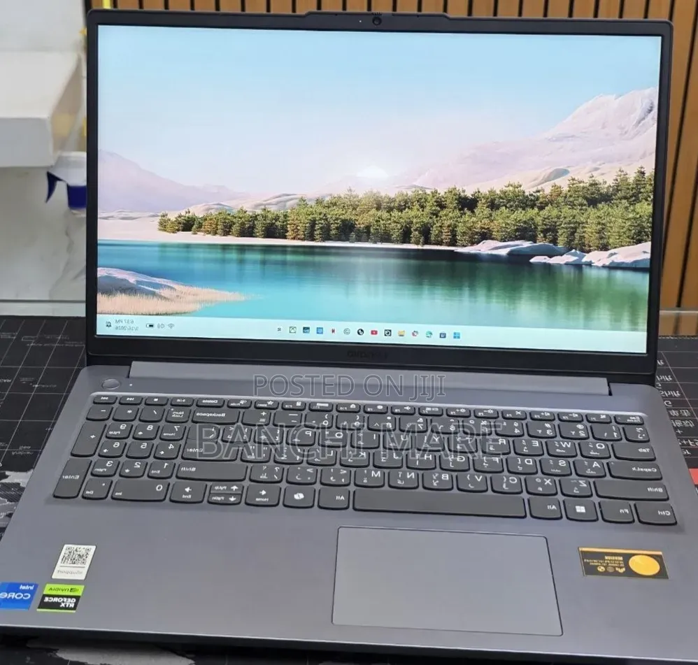New Laptop Lenovo LOQ 15ARP9 12GB Intel Core i5 SSD 512GB