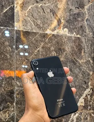 Apple iPhone XR 64 GB Black