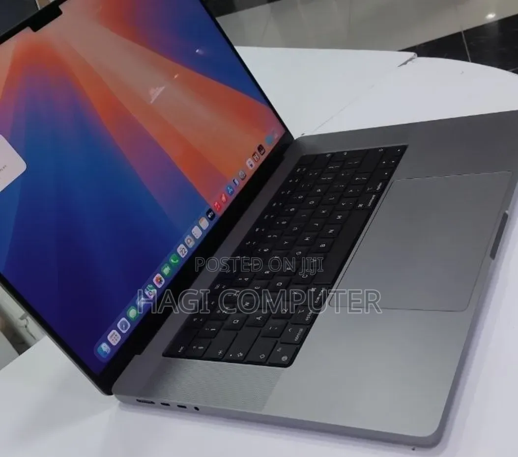 New Laptop Apple MacBook Pro 2021 M1 Max 64GB Apple M1 Max SSD 1T