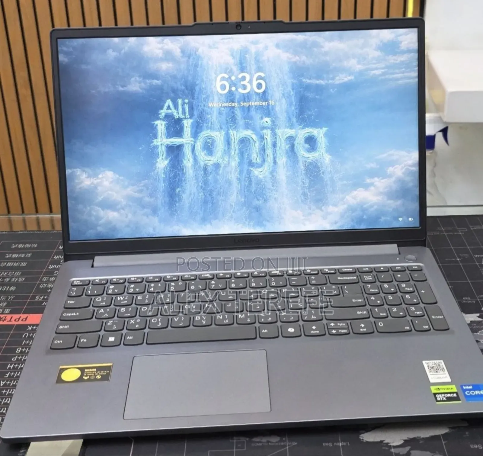 New Laptop Lenovo LOQ 15AHP10 16GB Intel Core i5 SSD 512GB