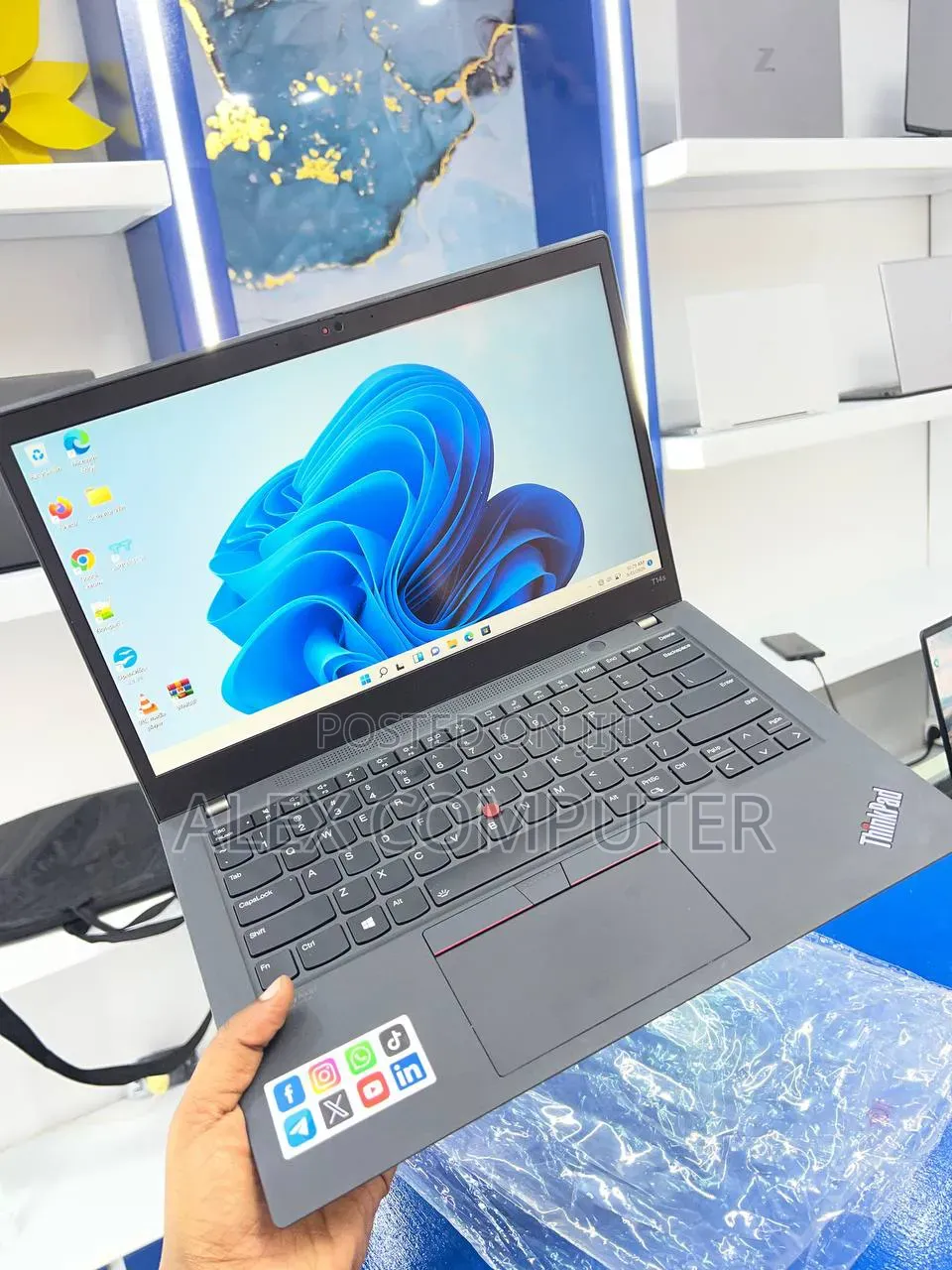 New Laptop Lenovo ThinkPad T14 G1 32GB Intel Core i7 SSD 512GB