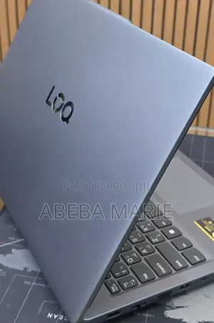 New Laptop Lenovo LOQ 15IRH8 16GB Intel Core i5 SSD 512GB