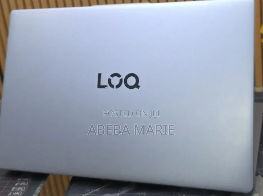 New Laptop Lenovo LOQ 15IRH8 16GB Intel Core i5 SSD 512GB