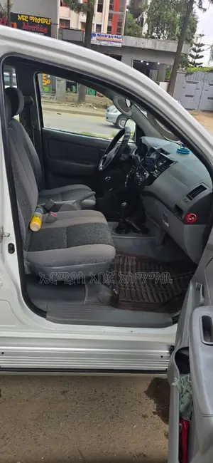 Hilux Pickup Car for Rent