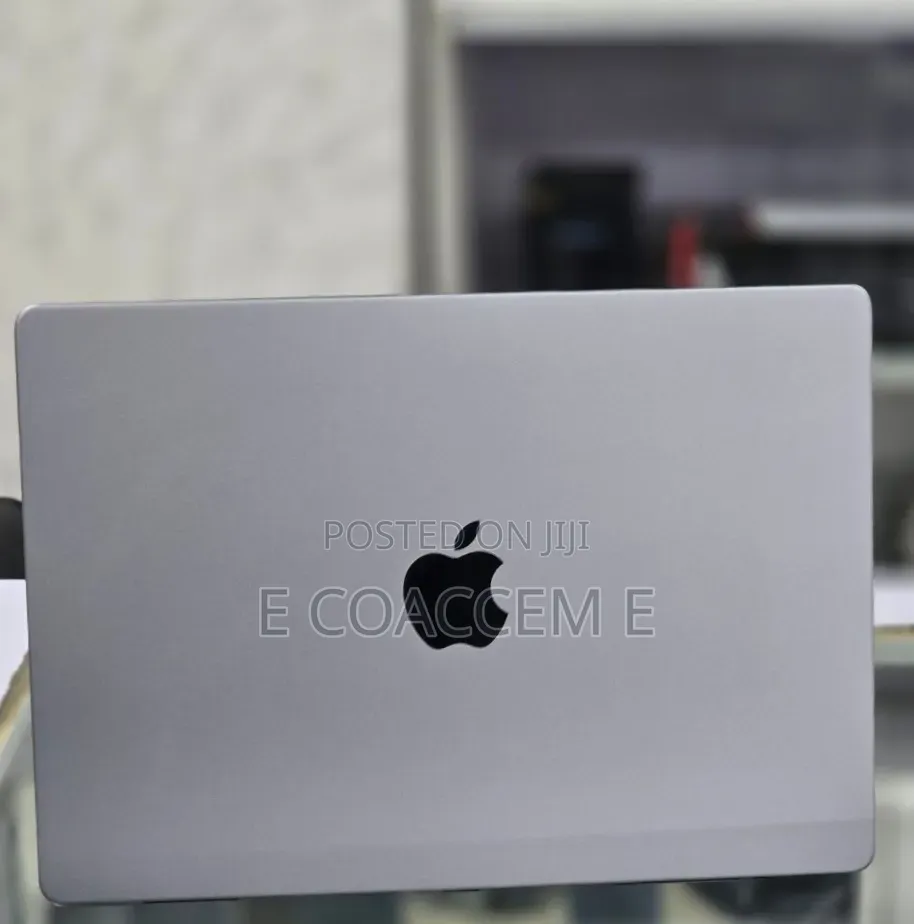 New Laptop Apple MacBook 32GB SSD 512GB