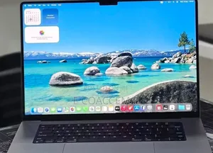 New Laptop Apple MacBook 32GB SSD 512GB