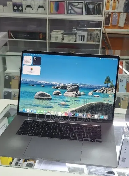 New Laptop Apple MacBook Pro 2019 64GB Intel Core i9 SSD 512GB