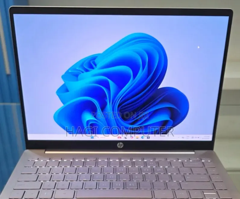 New Laptop HP Pavilion 14 16GB Intel Core i7 SSD 1T