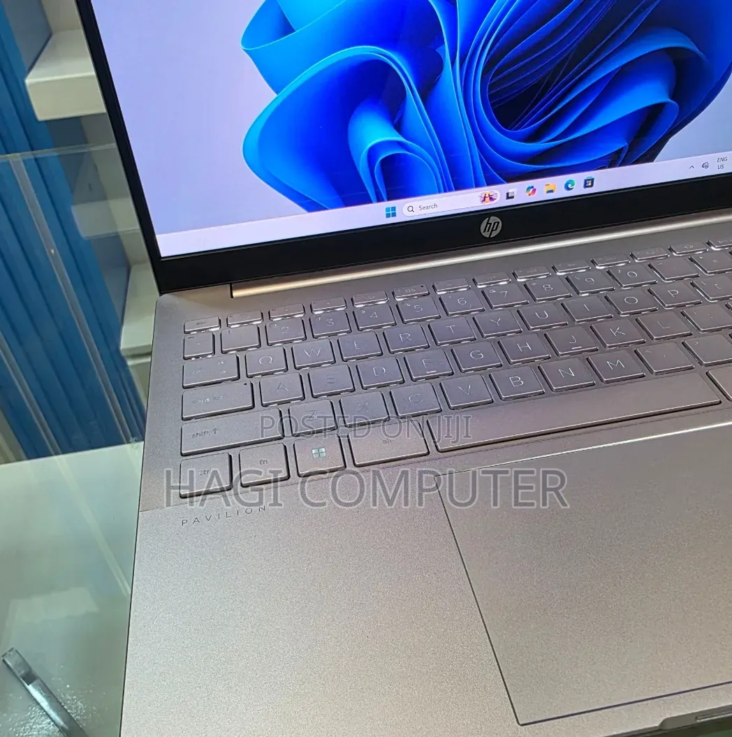New Laptop HP Pavilion 14 16GB Intel Core i7 SSD 1T