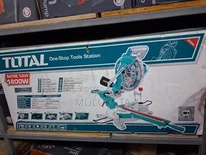 Metr Saw 1800w