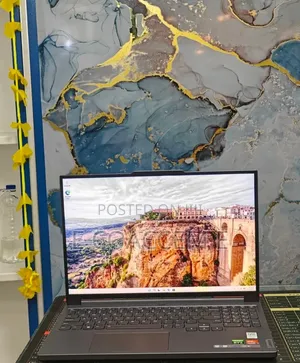 New Laptop Lenovo 16GB AMD Ryzen 7 SSD 1T