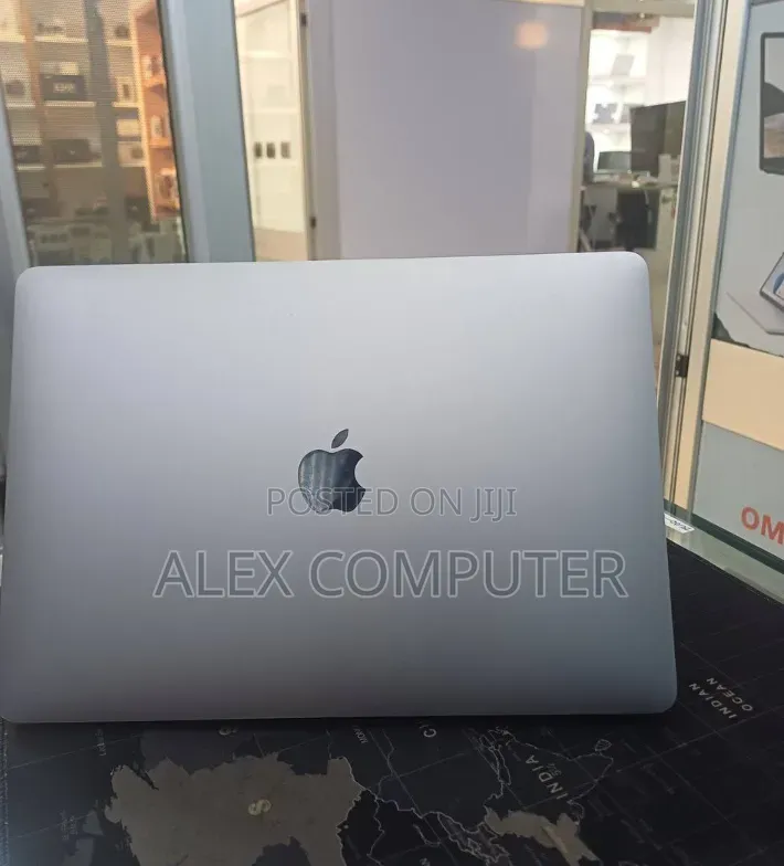 New Laptop Apple MacBook Air 2020 M1 16GB Apple M1 SSD 256GB