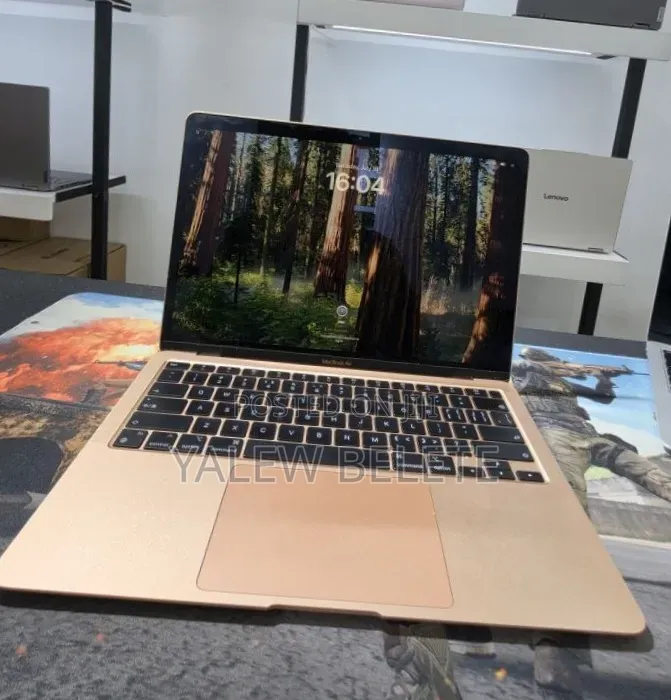 New Laptop Apple MacBook Air 8GB Apple M1 SSD 256GB