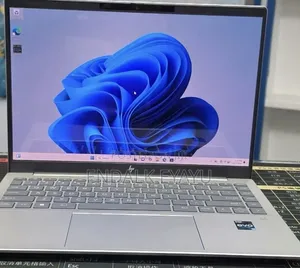 New Laptop HP Pavilion 14 16GB Intel Core i7 SSD 1T