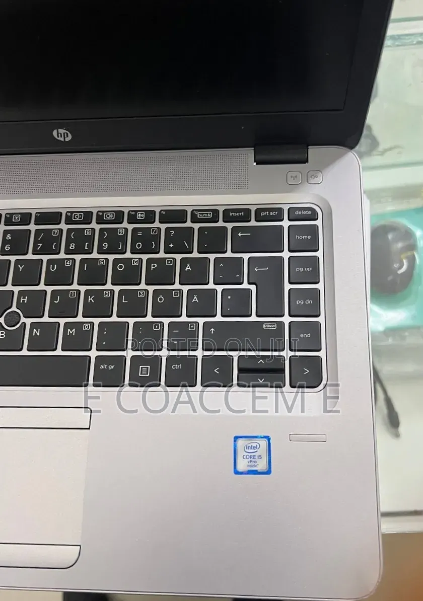 New Laptop HP 8GB Intel Core i5 SSD 256GB