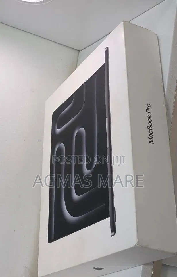 New Laptop Apple MacBook Pro 2024 M4 Pro 24GB Apple M4 Pro SSD 1T