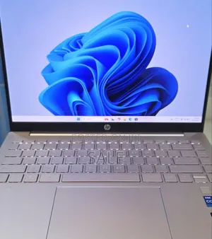 New Laptop HP Pavilion 14 16GB Intel Core i7 SSD 512GB