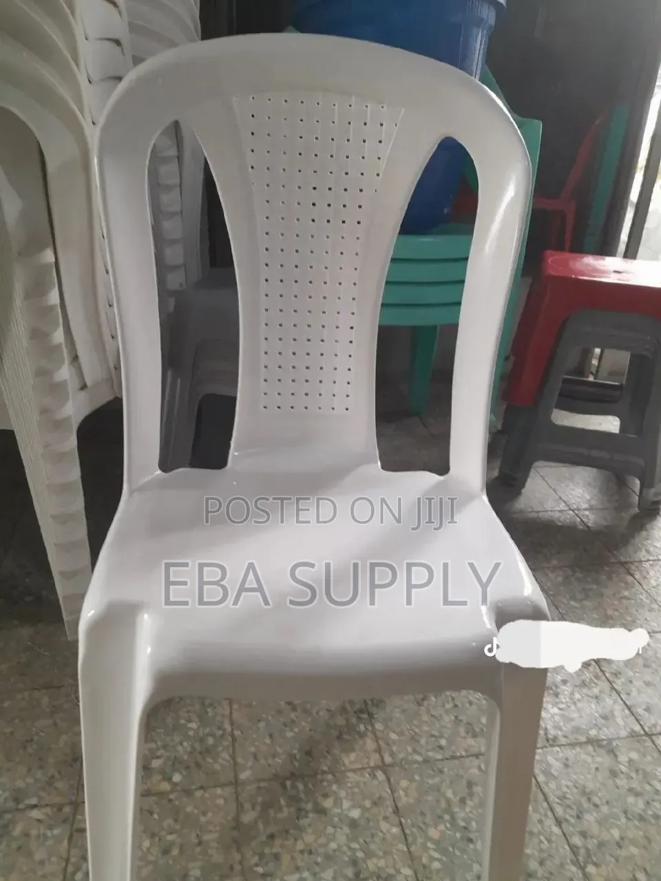 Pyramid Plastic Chairs for Events,restaurant,church,school