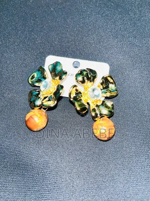 Woman's Earrings