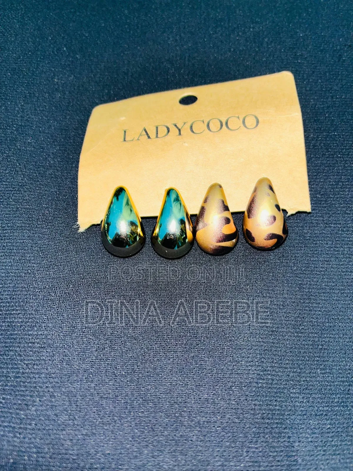 Woman's Earrings