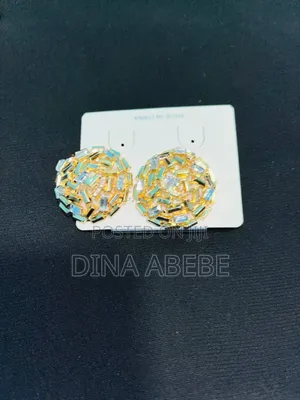 Woman's Earrings