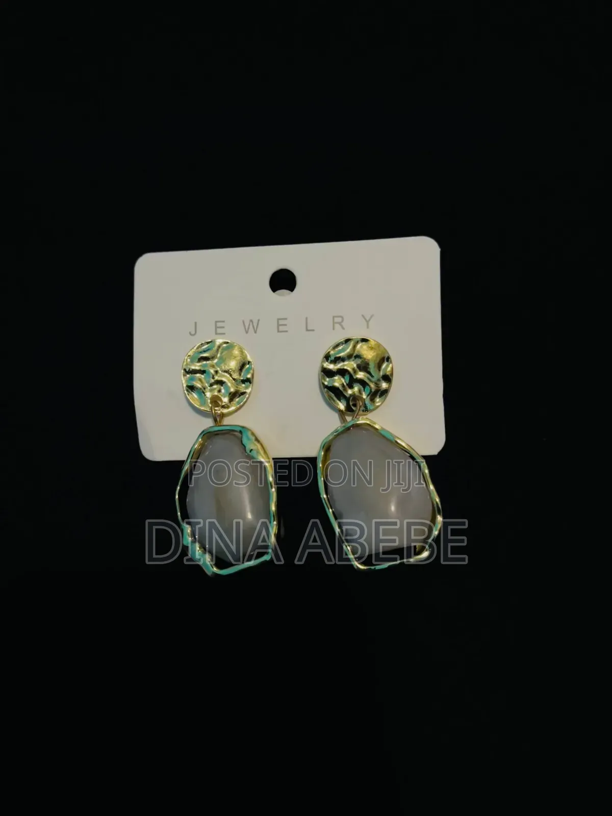 Woman's Earrings