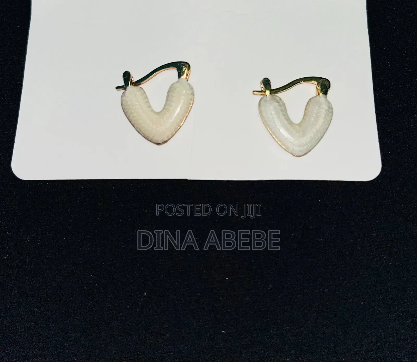 Woman's Earrings