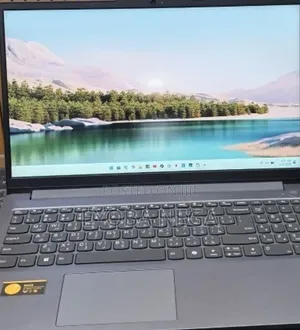 New Laptop Lenovo LOQ 15AHP10 16GB Intel Core i5 SSD 512GB