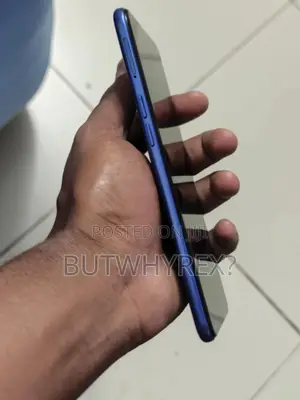 Samsung A10 32 GB Blue