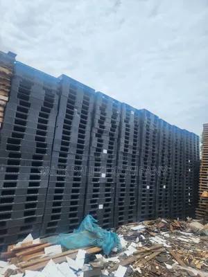 Pallet for Water