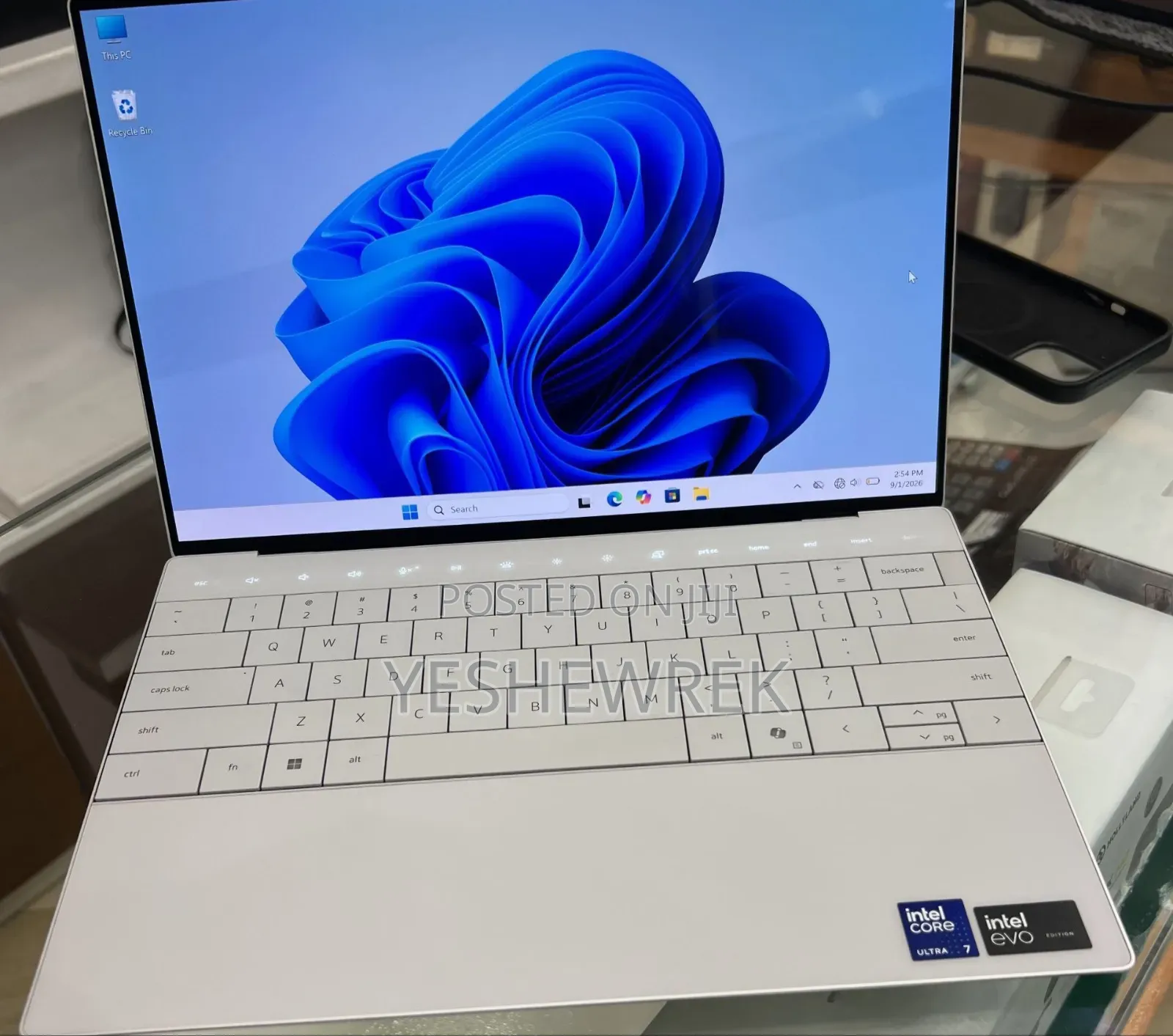 New Laptop Lenovo Legion 5 16GB Intel Core Ultra 7 SSD 512GB