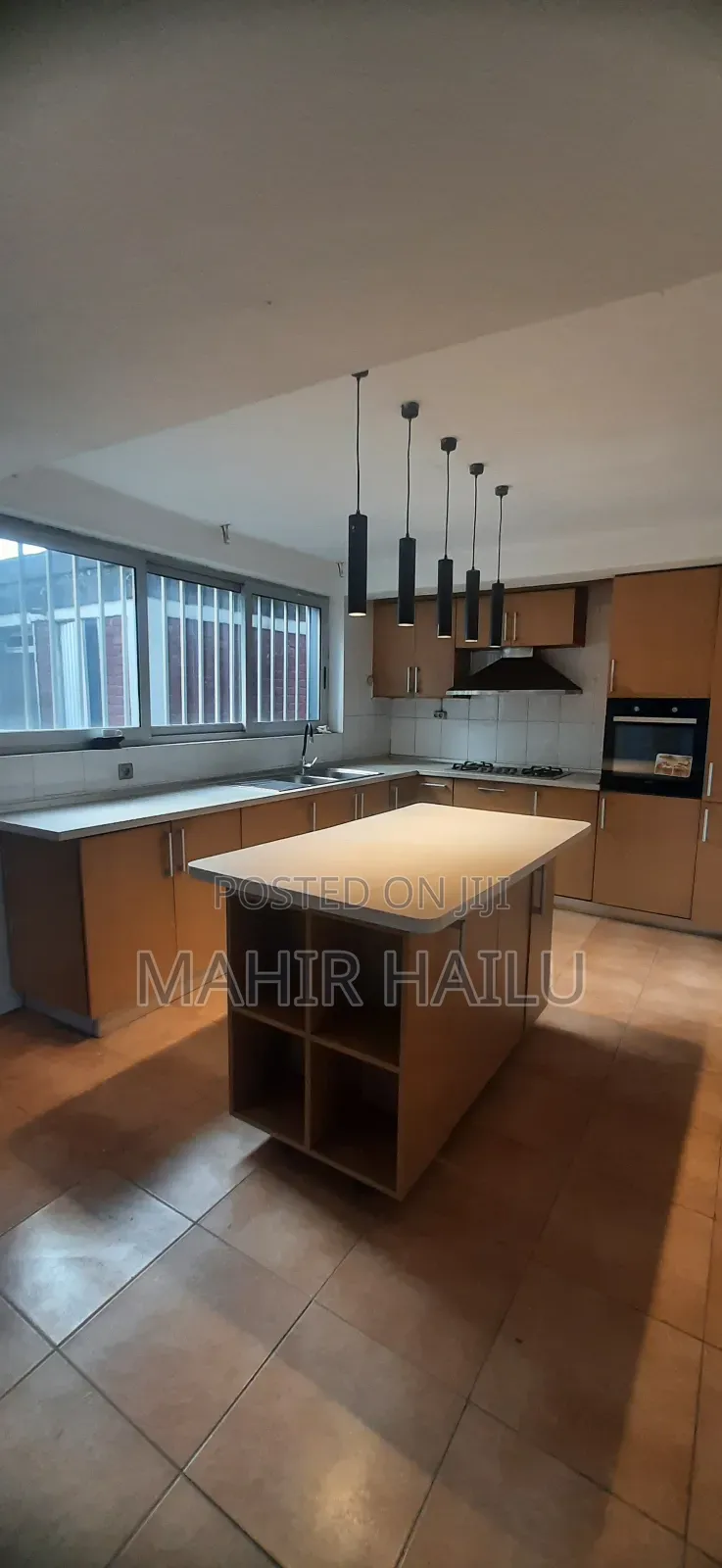 8bdrm House in G+2, Bole for rent