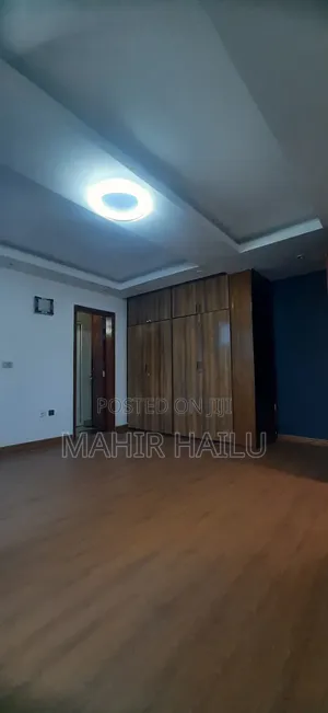 8bdrm House in G+2, Bole for rent