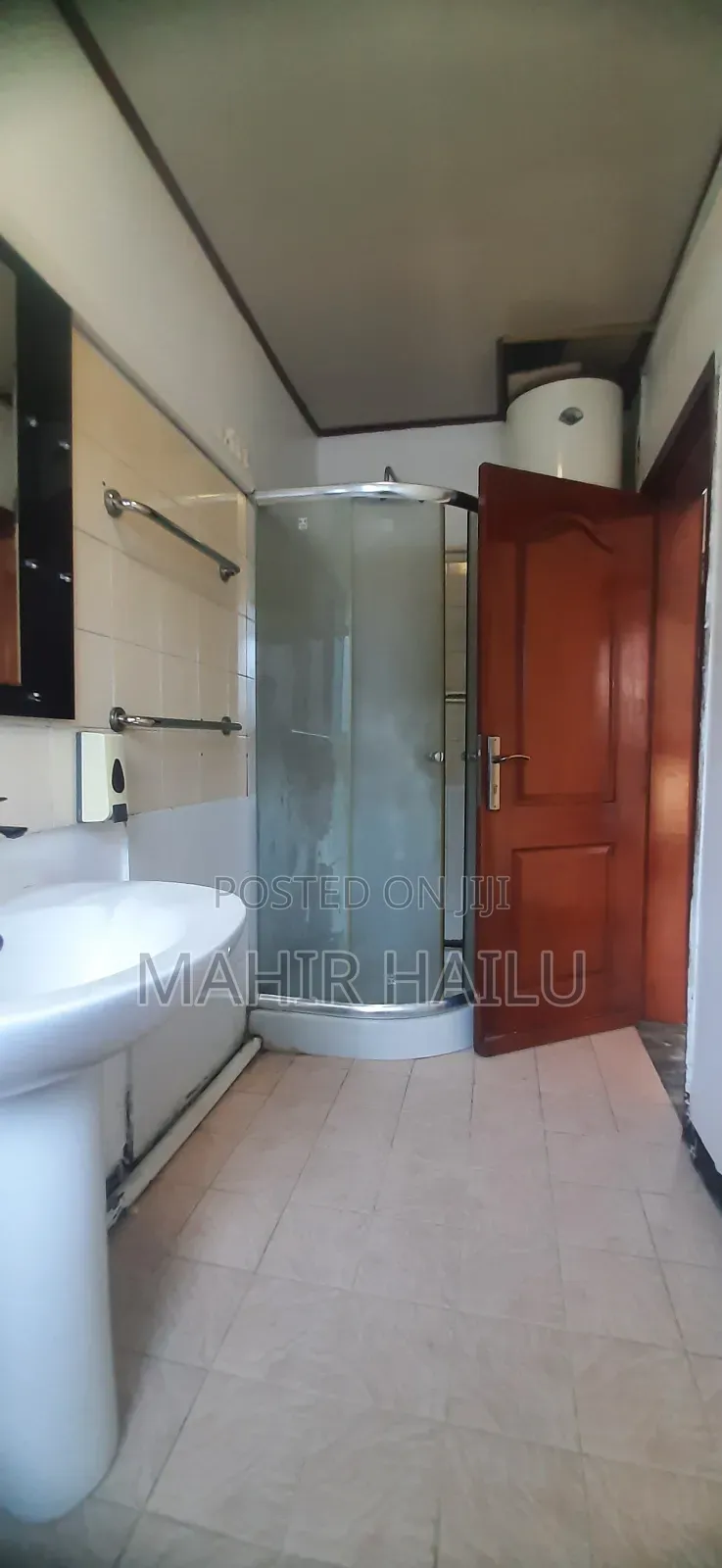 8bdrm House in G+2, Bole for rent