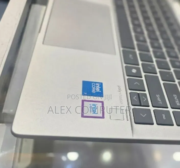 New Laptop HP Envy x360 16GB Intel Core 7 SSD 1T