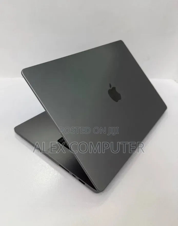New Laptop Apple MacBook Pro 2021 M1 Max 32GB Apple M1 Max SSD 1T