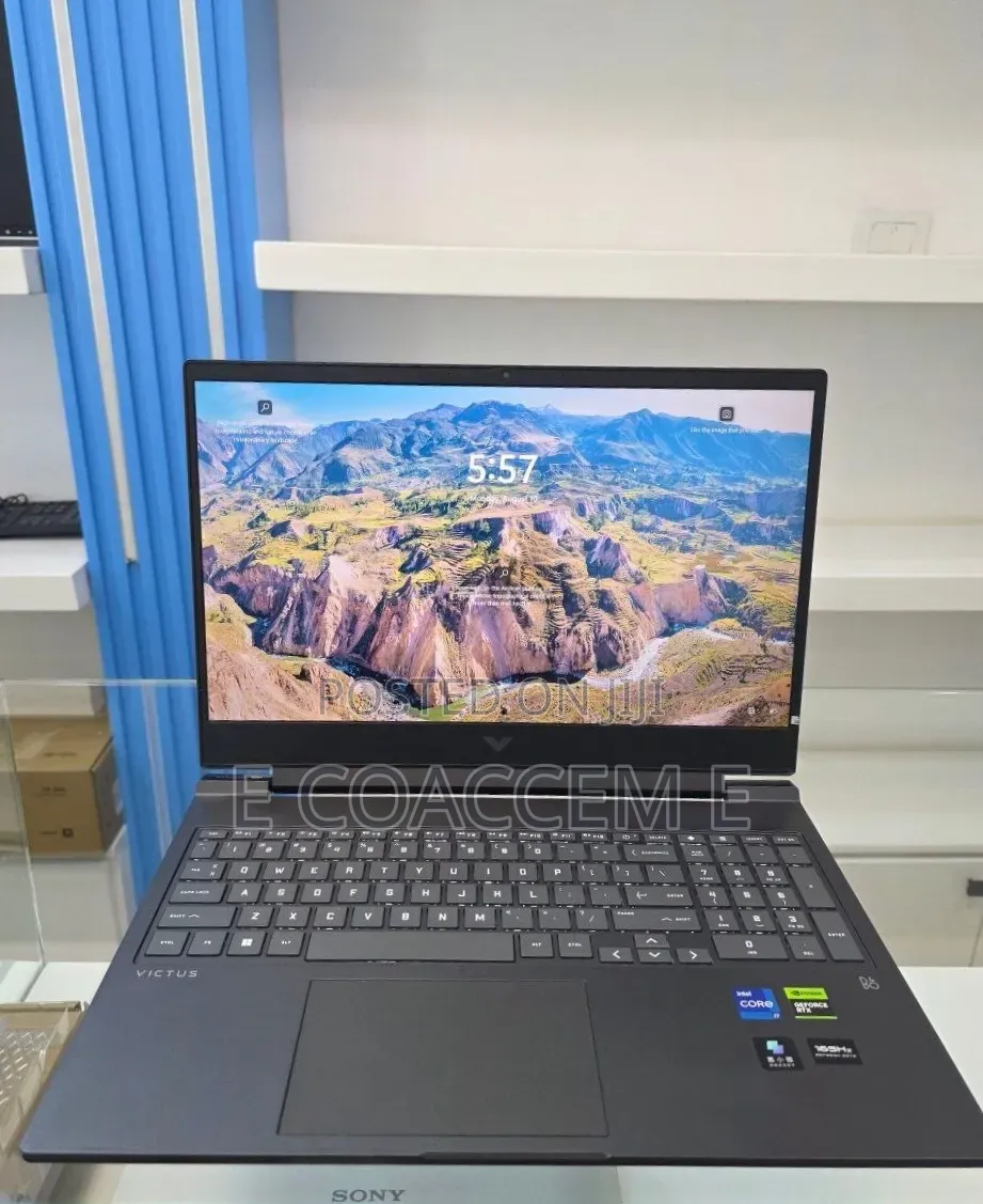 New Laptop HP 16GB Intel Core i7 SSD 1T