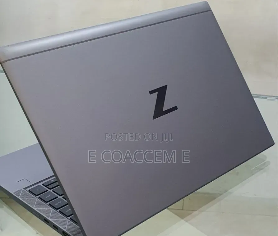 New Laptop HP Zbook Studio G7 16GB Intel Core i5 SSD 512GB