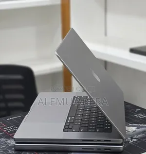 New Laptop Apple MacBook Pro 2021 M1 32GB Apple M1 Pro SSD 512GB